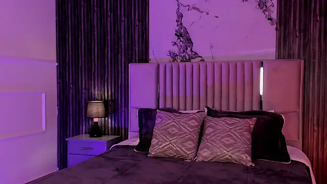 Lillyortiz online show from 10, 7, 2026