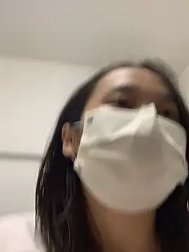 Snapshot of gunian chatting on 9, 11, 2025 gunian online show from 9, 11, 2025