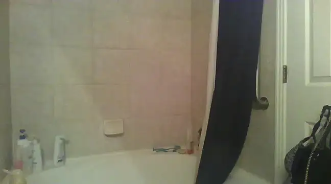 LuckiXCX online show from 8, 2, 2025