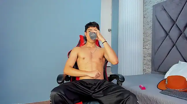 Snapshot of JoshRashfordd chatting on 17, 2, 2025 JoshRashfordd online show from 17, 2, 2025