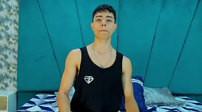 Snapshot of JoshRashfordd chatting on 6, 3, 2025 JoshRashfordd online show from 6, 3, 2025