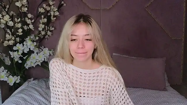 Snapshot of STELLA_RICH chatting on 2, 3, 2025 STELLA RICH online show from 2, 3, 2025