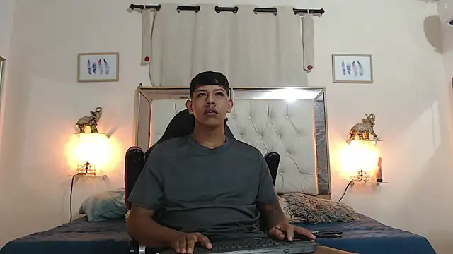 Snapshot of mr_stiven_ chatting on 9, 9, 2025 mr stiven  online show from 9, 9, 2025