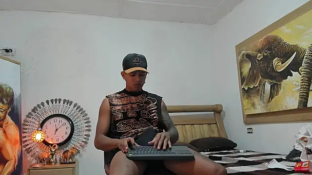 mr stiven  online show from 11, 6, 2026