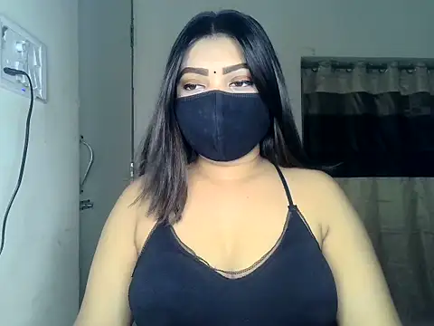 Snapshot of ishi_Beauty chatting on 17, 5, 2026 ishi Beauty online show from 17, 5, 2026