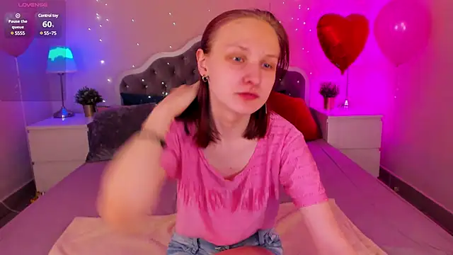 Snapshot of SallyFishery chatting on 3, 3, 2025 SallyFishery online show from 3, 3, 2025