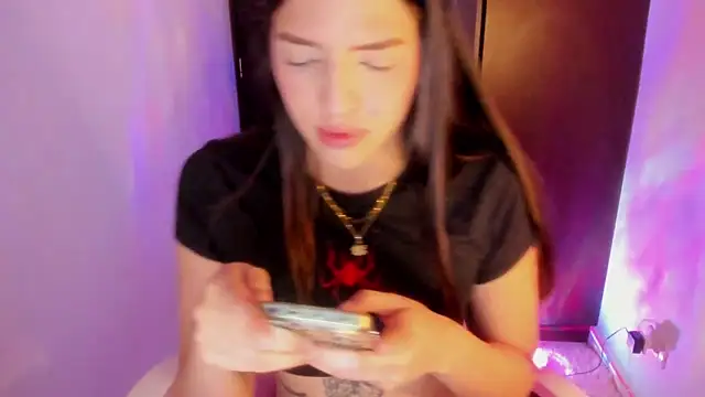 maria mendez  online show from 21, 10, 2025