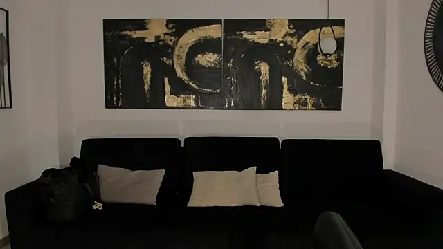 MiaFarrell  online show from 30, 3, 2026