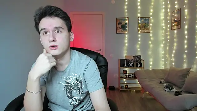 Snapshot of Scooby_k chatting on 16, 12, 2024 Scooby k online show from 16, 12, 2024