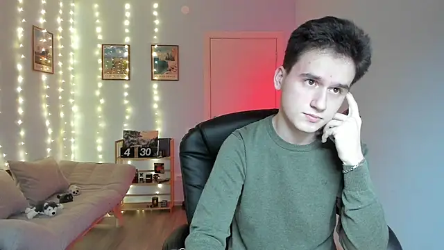 Snapshot of Scooby_k chatting on 17, 12, 2024 Scooby k online show from 17, 12, 2024