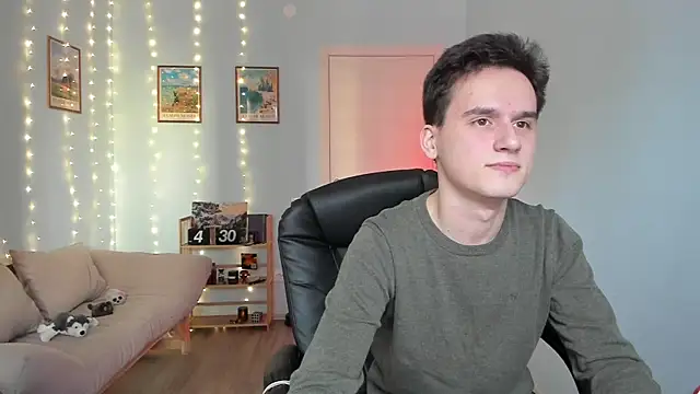 Snapshot of Scooby_k chatting on 17, 12, 2024 Scooby k online show from 17, 12, 2024