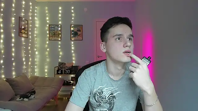 Snapshot of Scooby_k chatting on 9, 1, 2025 Scooby k online show from 9, 1, 2025