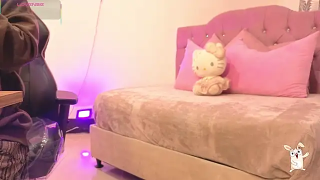 kittystart tay online show from 30, 11, 2025