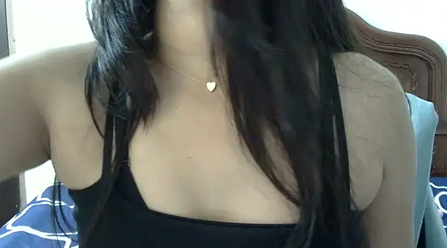 Snapshot of AniHeart chatting on 20, 1, 2025 AniHeart online show from 20, 1, 2025