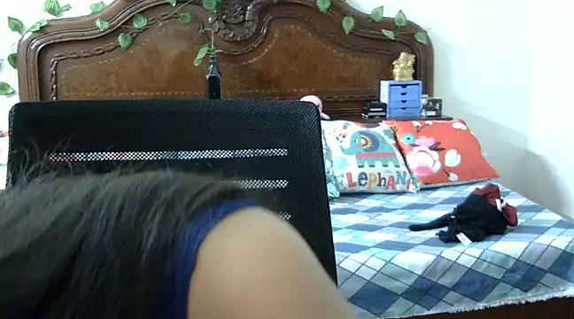 Snapshot of AniHeart chatting on 6, 3, 2025 AniHeart online show from 6, 3, 2025