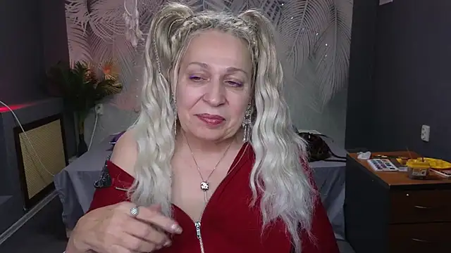 Penelope Pinky online show from 30, 1, 2025