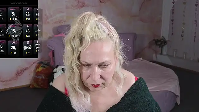 Snapshot of Penelope_Pinky chatting on 10, 6, 2026 Penelope Pinky online show from 10, 6, 2026