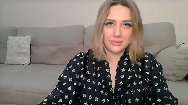 Snapshot of VickyLove047 chatting on 12, 1, 2025 VickyLove047 online show from 12, 1, 2025