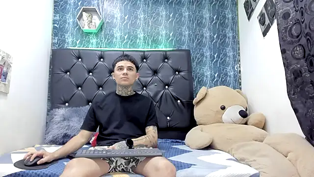 exotic hot couple online show from 22, 11, 2025