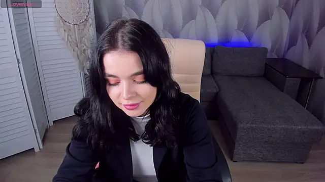 Snapshot of AmeliHalls chatting on 22, 12, 2024 AmeliHalls online show from 22, 12, 2024