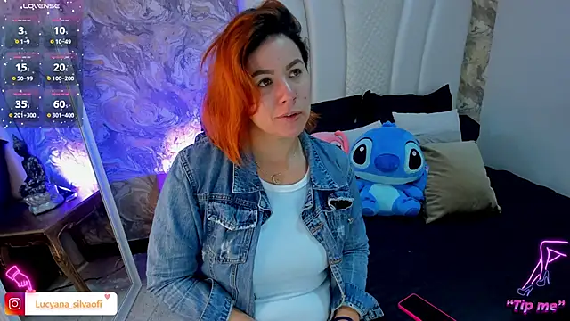 LucyanaSilva online show from 2, 2, 2025