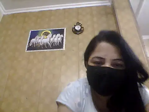 Snapshot of hornycoupleJandS chatting on 1, 5, 2026 hornycoupleJandS online show from 1, 5, 2026