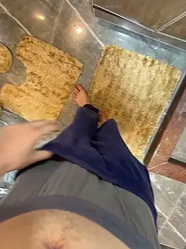 Snapshot of hamoo23p chatting on 3, 3, 2026 hamoo23p online show from 3, 3, 2026