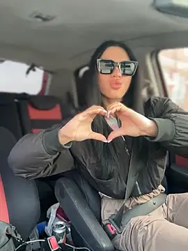 JulliaVegas online show from 9, 3, 2025