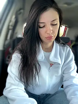 JulliaVegas online show from 16, 9, 2025