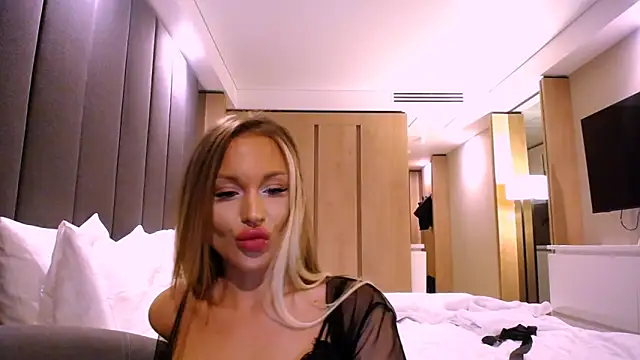 Snapshot of project_barbara chatting on 25, 12, 2024 project barbara online show from 25, 12, 2024