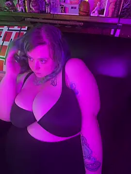 SleazeLouize online show from 10, 2, 2025