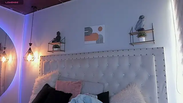 melanie hh online show from 17, 9, 2025