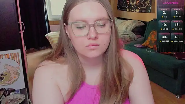 Snapshot of Alice_Dreamgirl_ chatting on 31, 7, 2026 Alice Dreamgirl online show from 31, 7, 2026
