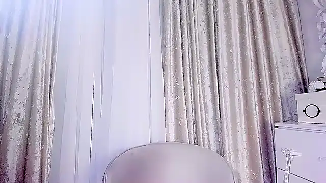 Snapshot of sweetdream_eva chatting on 19, 12, 2024 sweetdream eva online show from 19, 12, 2024