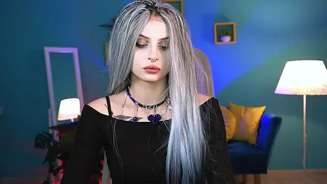 Snapshot of JadeCastle_ chatting on 23, 10, 2025 JadeCastle online show from 23, 10, 2025