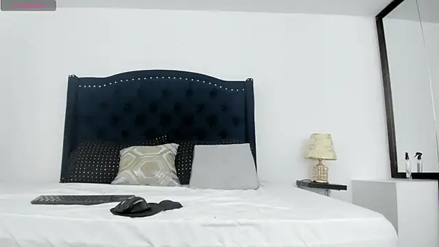 hotmature1 online show from 12, 11, 2025