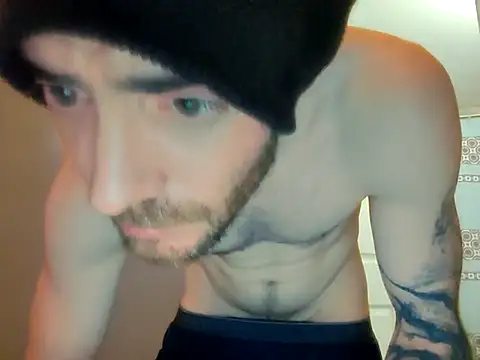 Snapshot of Huntzg23 chatting on 22, 11, 2025 Huntzg23 online show from 22, 11, 2025