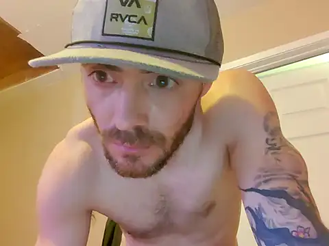 Snapshot of Huntzg23 chatting on 23, 11, 2025 Huntzg23 online show from 23, 11, 2025