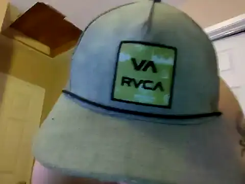 Snapshot of Huntzg23 chatting on 24, 11, 2025 Huntzg23 online show from 24, 11, 2025