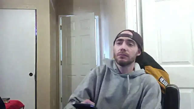 Huntzg23 online show from 12, 4, 2026