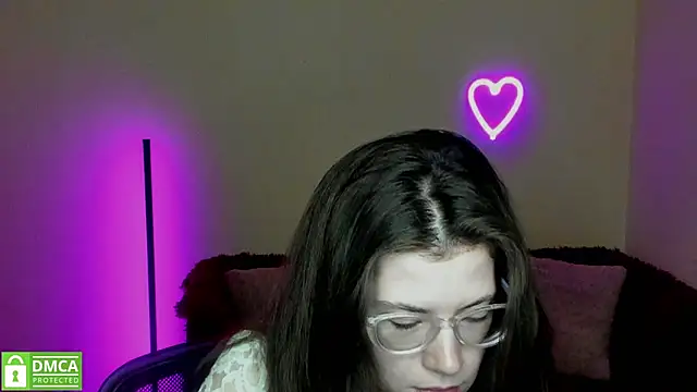 Alicia redfollow online show from 22, 2, 2025