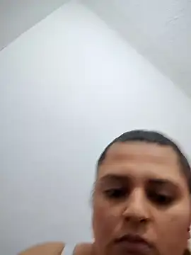 Miss balloonsmila online show from 24, 12, 2024