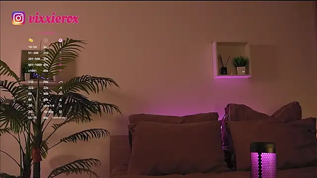 ViXXXiee online show from 28, 4, 2026