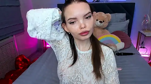 Curvy Dynamite  online show from 17, 3, 2026