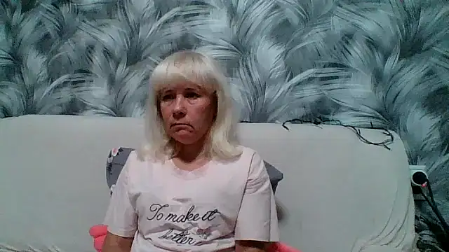 sakura blonde online show from 4, 10, 2025