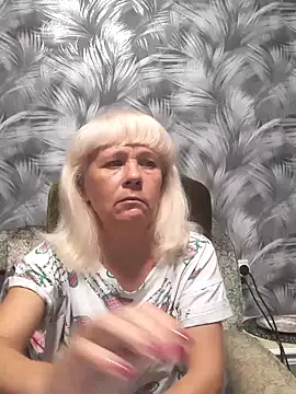 sakura blonde online show from 25, 10, 2025