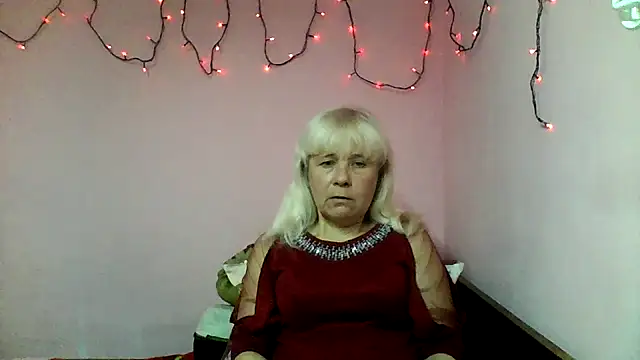 sakura blonde online show from 3, 3, 2026