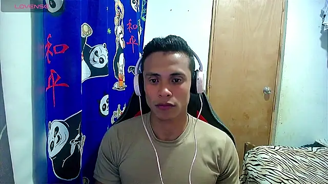 Snapshot of Willy_Mate chatting on 18, 12, 2024 Willy Mate online show from 18, 12, 2024