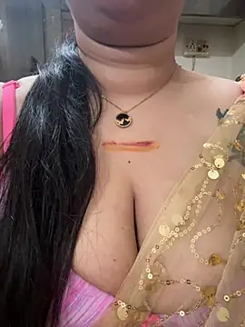 Snapshot of Akhi_Akshaya chatting on 29, 12, 2024 Akhi Akshaya online show from 29, 12, 2024