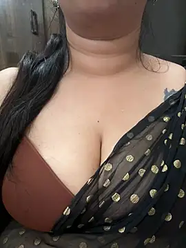 Snapshot of Akhi_Akshaya chatting on 7, 1, 2025 Akhi Akshaya online show from 7, 1, 2025